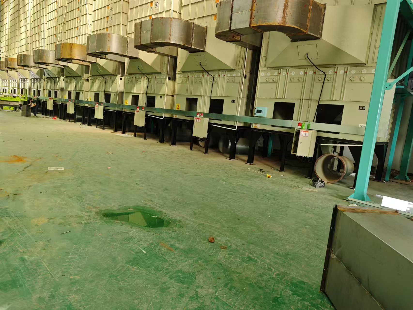 空气能粮食变频系列烘干机，日产量达300吨投入使用中