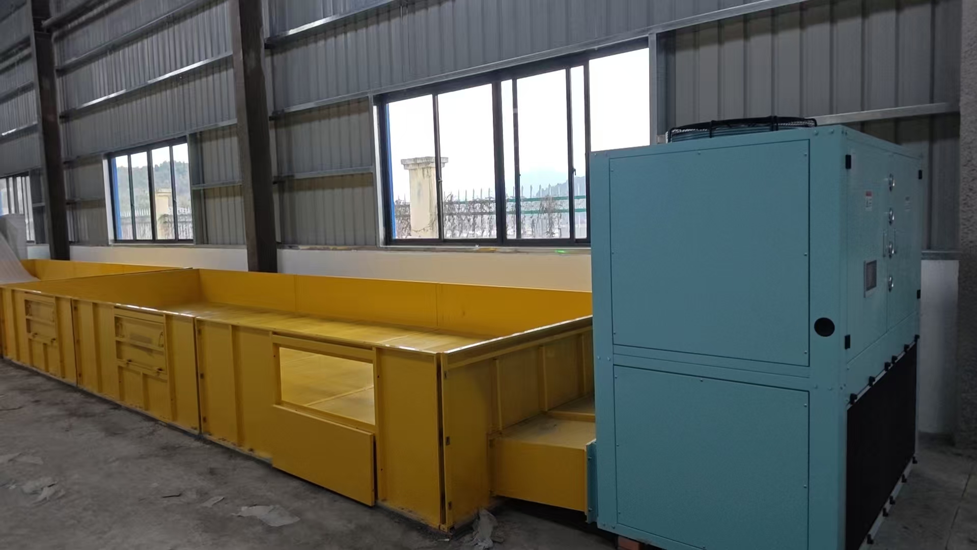 平床式烘干设备安装完毕准备投入使用